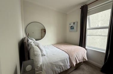 Alfred Street, The Hoe, Plymouth - Image 3